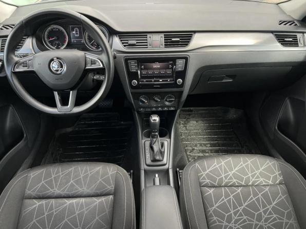 Skoda Rapid I Рестайлинг с пробегом 2019 года, цена 1 459 000 рублей, 43000 км, лифтбек, Автокод Объявления