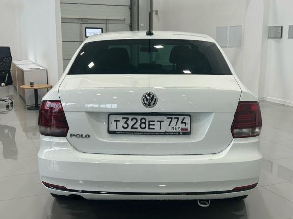 Volkswagen Polo V Рестайлинг с пробегом 2019 года, цена 999 000 рублей, 227000 км, седан, Автокод Объявления