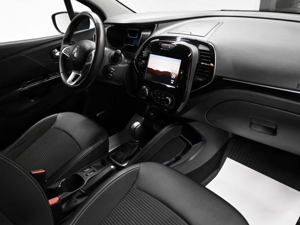 Renault Kaptur I Рестайлинг с пробегом 2021 года, цена 1 795 000 рублей, 59236 км, внедорожник, Автокод Объявления