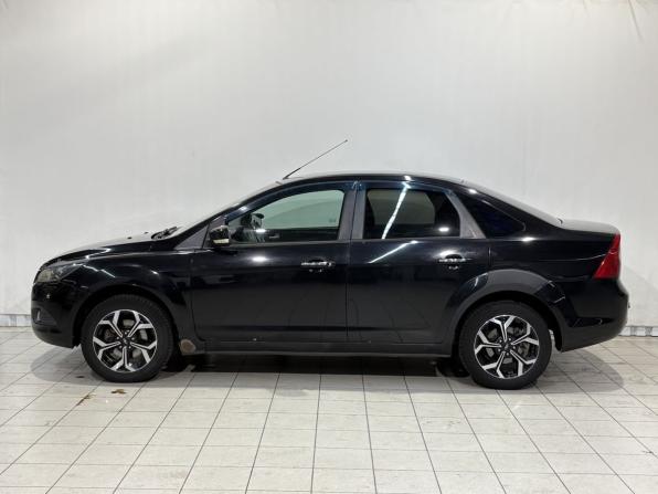 Ford Focus II Рестайлинг с пробегом 2010 года, цена 595 000 рублей, 221255 км, седан, Автокод Объявления
