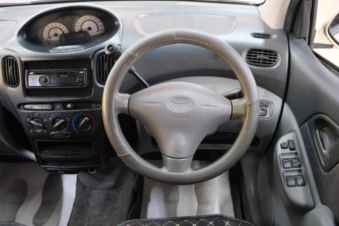 Toyota FunCargo с пробегом 2001 года, цена 489 000 рублей, 328500 км, компактвэн, Автокод Объявления