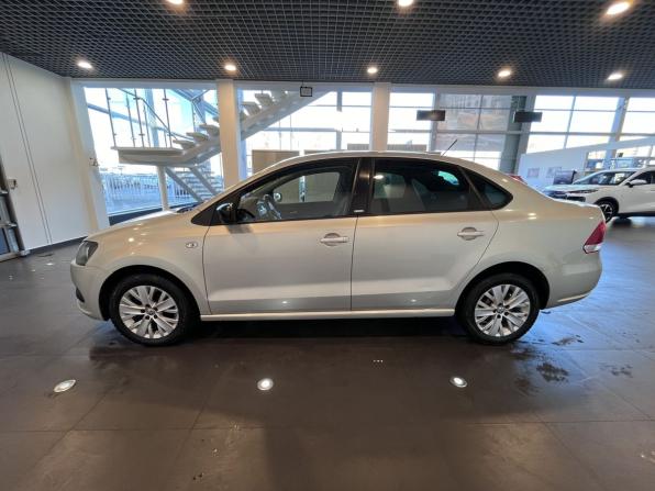 Volkswagen Polo V с пробегом 2014 года, цена 1 045 000 рублей, 94877 км, седан, Автокод Объявления