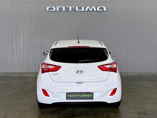 Hyundai i30 II с пробегом 2013 года, цена 997 000 рублей, 198826 км, хэтчбек, Автокод Объявления