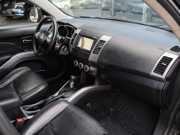 Mitsubishi Outlander II с пробегом 2008 года, цена 990 000 рублей, 214023 км, внедорожник, Автокод Объявления