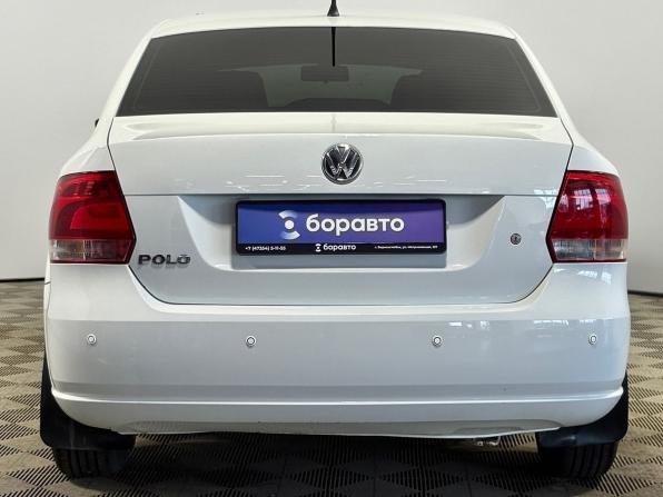 Volkswagen Polo V с пробегом 2014 года, цена 650 000 рублей, 213239 км, седан, Автокод Объявления
