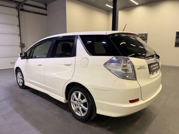 Honda Fit Shuttle I с пробегом 2011 года, цена 899 000 рублей, 215867 км, универсал, Автокод Объявления