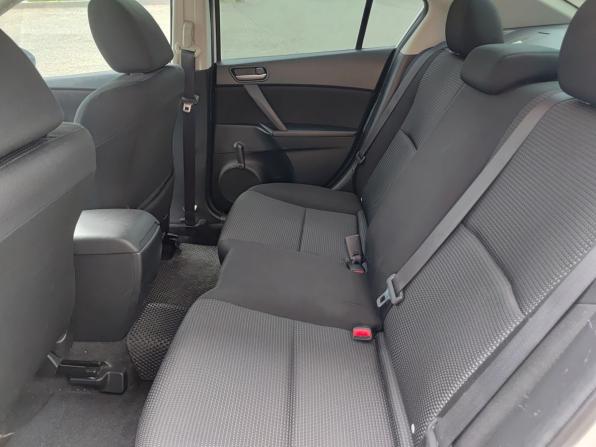 Mazda 3 II (BL) Рестайлинг с пробегом 2012 года, цена 1 030 000 рублей, 157250 км, седан, Автокод Объявления
