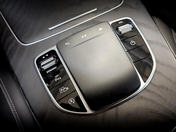 Mercedes-Benz E-Класс V (W213 S213 C238) Рестайлинг с пробегом 2022 года, цена 4 950 000 рублей, 43896 км, седан, Автокод Объявления