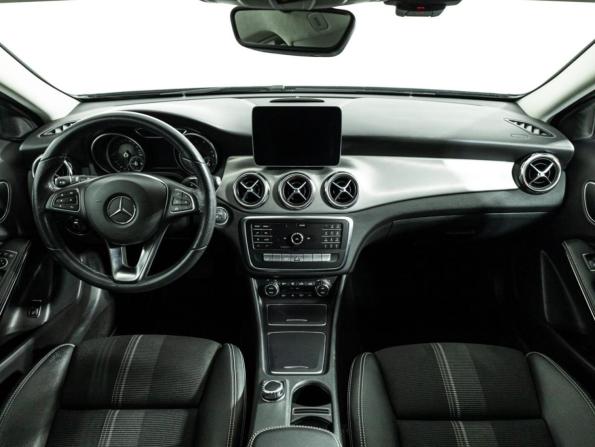 Mercedes-Benz GLA I (X156) Рестайлинг с пробегом 2019 года, цена 2 499 700 рублей, 103595 км, внедорожник, Автокод Объявления