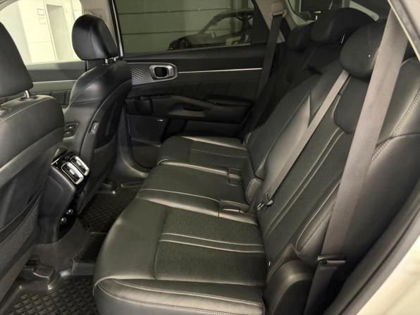 Kia Sorento IV с пробегом 2022 года, цена 4 297 000 рублей, 42853 км, внедорожник, Автокод Объявления