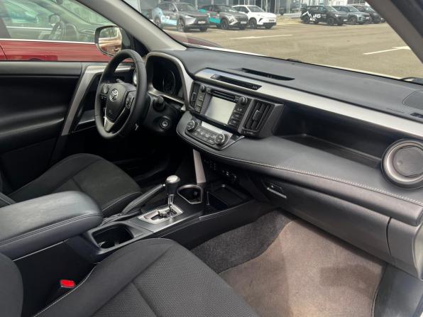 Toyota RAV4 IV (XA40) Рестайлинг с пробегом 2016 года, цена 2 297 000 рублей, 155000 км, внедорожник, Автокод Объявления