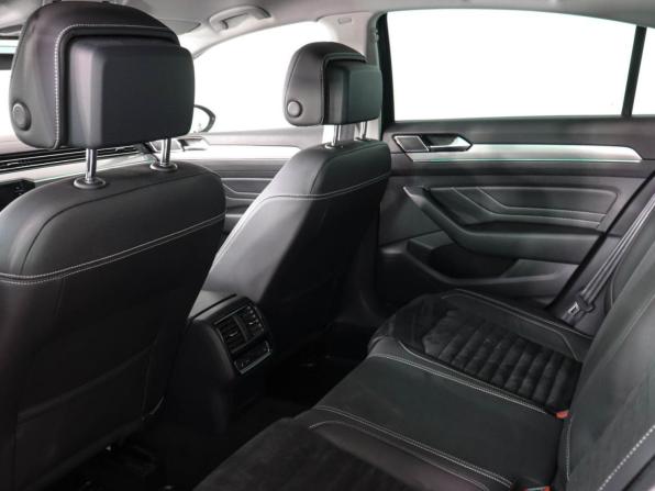 Volkswagen Passat B8 Рестайлинг с пробегом 2020 года, цена 2 750 000 рублей, 49886 км, седан, Автокод Объявления