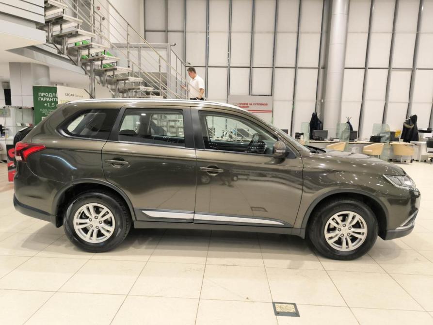 Mitsubishi Outlander III Рестайлинг 2 Казань  - изображение 5