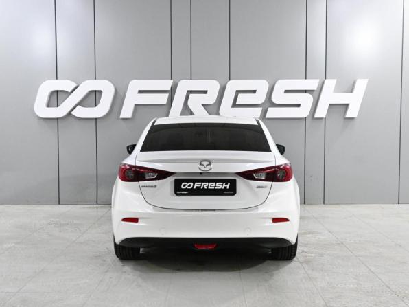 Mazda 3 III (BM) Рестайлинг с пробегом 2016 года, цена 1 429 000 рублей, 135834 км, седан, Автокод Объявления