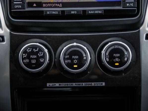 Mitsubishi Pajero Sport II Рестайлинг с пробегом 2015 года, цена 2 128 000 рублей, 134250 км, внедорожник, Автокод Объявления