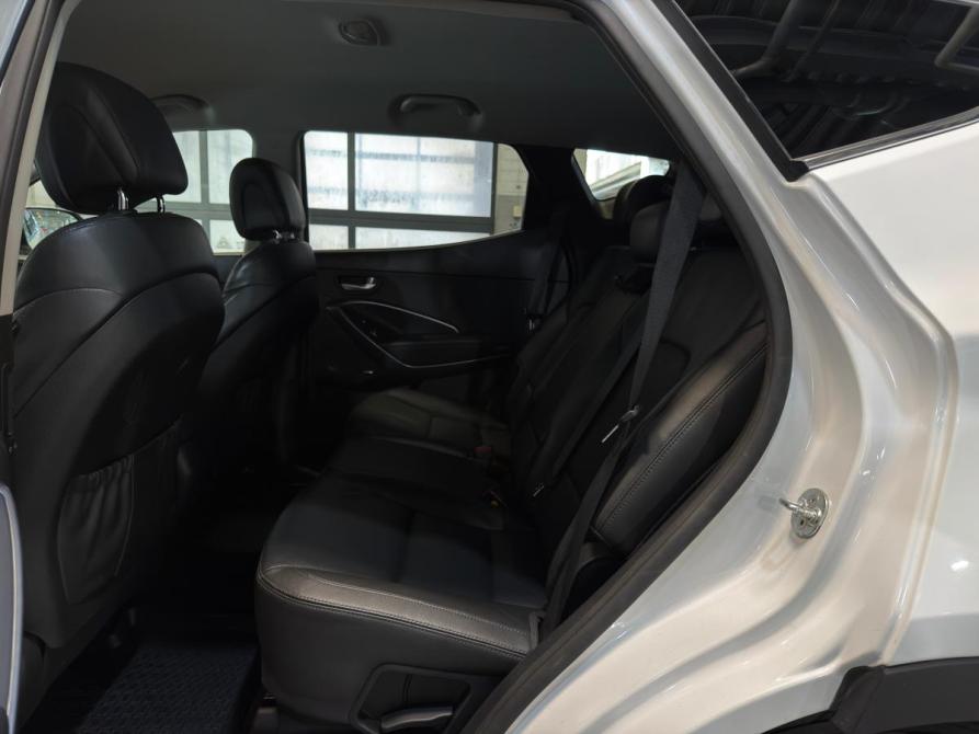 Hyundai Santa Fe III Рестайлинг Санкт-Петербург  - изображение 11