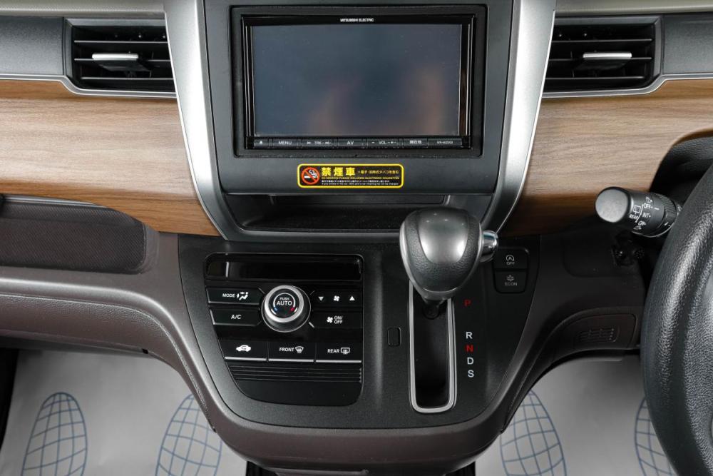 Honda Freed II Рестайлинг Тюмень  - изображение 17