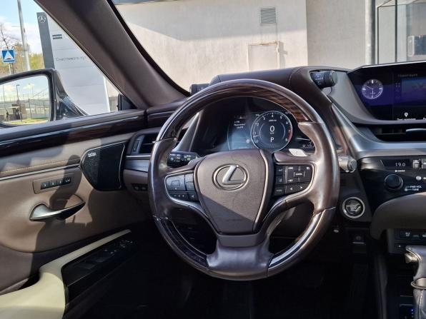 Lexus ES VII с пробегом 2020 года, цена 3 990 000 рублей, 97608 км, седан, Автокод Объявления
