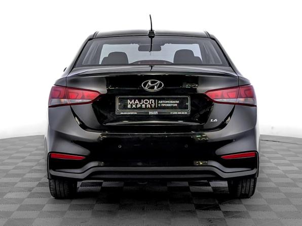 Hyundai Solaris II с пробегом 2017 года, цена 1 200 000 рублей, 163268 км, седан, Автокод Объявления