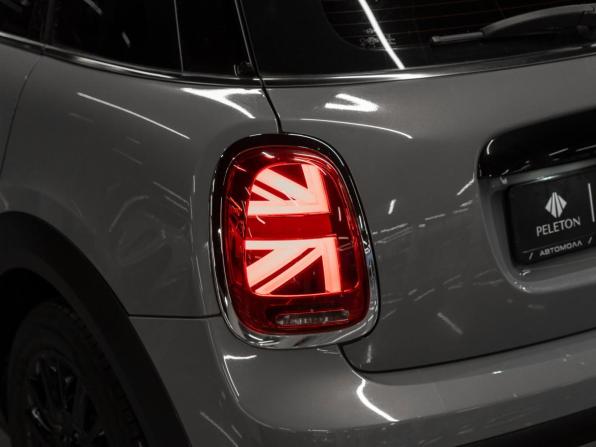 Mini Hatch III (F55/F56) Рестайлинг 2 с пробегом 2021 года, цена 2 500 000 рублей, 56427 км, хэтчбек, Автокод Объявления