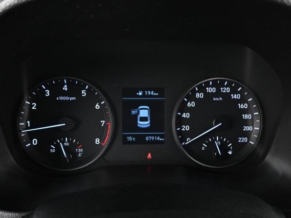 Hyundai Solaris II с пробегом 2019 года, цена 1 325 000 рублей, 87914 км, седан, Автокод Объявления