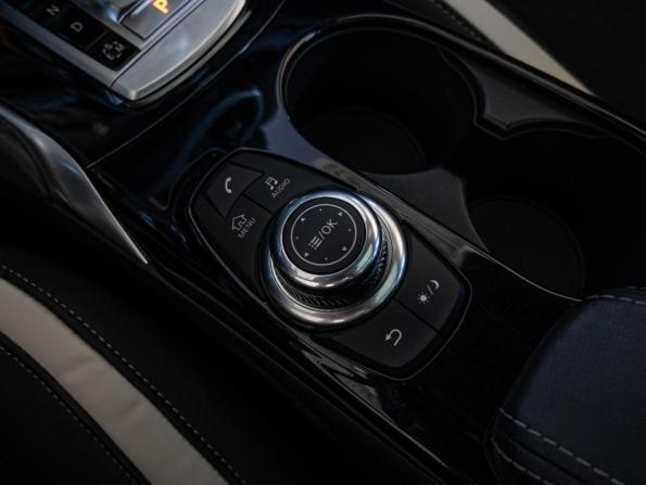 Infiniti Q30 с пробегом 2017 года, цена 2 390 000 рублей, 82931 км, хэтчбек, Автокод Объявления