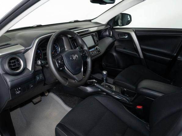 Toyota RAV4 IV (XA40) Рестайлинг с пробегом 2019 года, цена 2 715 000 рублей, 150500 км, внедорожник, Автокод Объявления