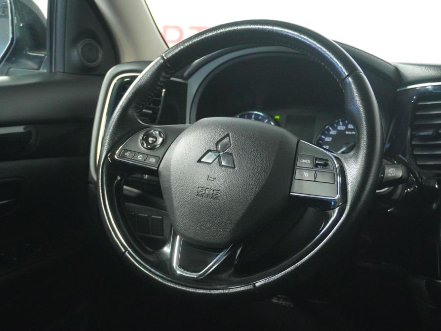 Mitsubishi Outlander III Рестайлинг 3 Вологда  - изображение 16