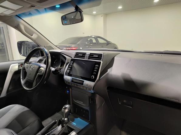 Toyota Land Cruiser Prado 150 Series Рестайлинг 3 с пробегом 2021 года, цена 6 750 000 рублей, 72415 км, внедорожник, Автокод Объявления
