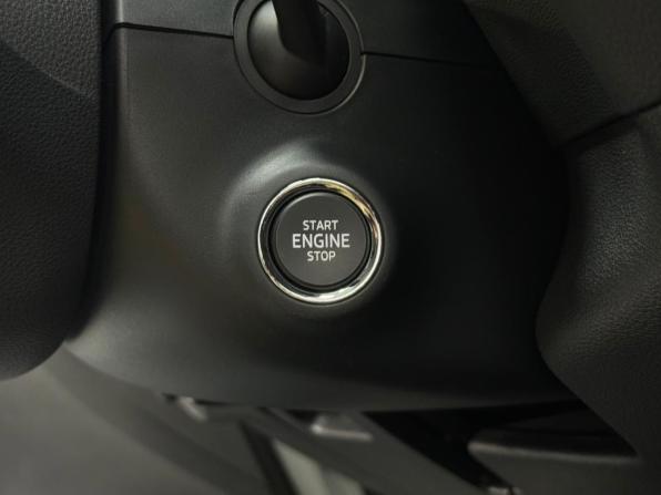 Skoda Karoq I с пробегом 2021 года, цена 2 590 000 рублей, 88090 км, внедорожник, Автокод Объявления