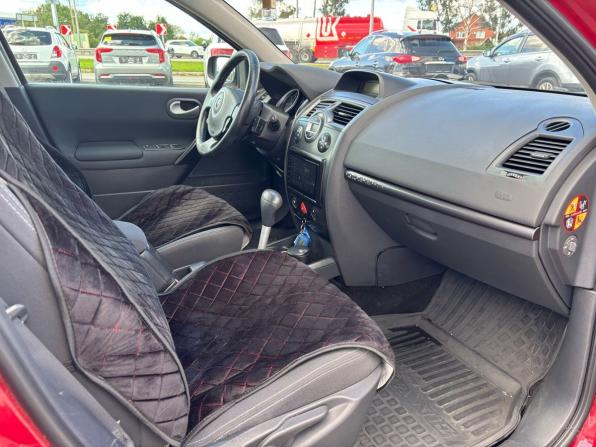 Renault Megane II Рестайлинг с пробегом 2008 года, цена 410 000 рублей, 238197 км, седан, Автокод Объявления