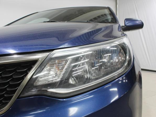Kia Rio III Рестайлинг с пробегом 2015 года, цена 950 000 рублей, 182641 км, седан, Автокод Объявления