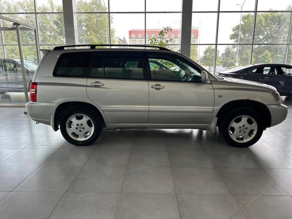 Toyota Kluger I (XU20) с пробегом 2001 года, цена 895 000 рублей, 265000 км, внедорожник, Автокод Объявления