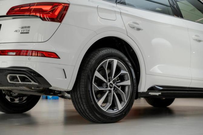Новый Audi Q5 II (FY) Рестайлинг 2025 года, цена 6 199 800 рублей, внедорожник, Автокод Объявления