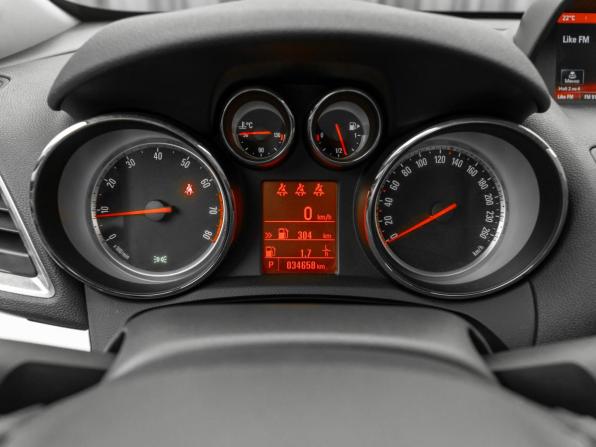 Opel Mokka I с пробегом 2014 года, цена 1 420 000 рублей, 34605 км, внедорожник, Автокод Объявления