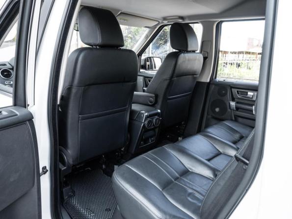 Land Rover Discovery IV с пробегом 2013 года, цена 1 925 000 рублей, 196430 км, внедорожник, Автокод Объявления