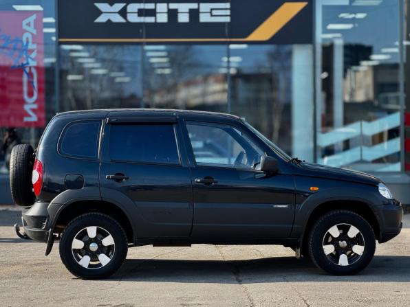Chevrolet Niva I Рестайлинг с пробегом 2015 года, цена 539 000 рублей, 107883 км, внедорожник, Автокод Объявления