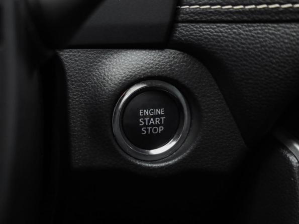 Toyota RAV4 V (XA50) с пробегом 2022 года, цена 3 369 000 рублей, 79470 км, внедорожник, Автокод Объявления