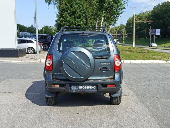 Chevrolet Niva I Рестайлинг с пробегом 2011 года, цена 330 000 рублей, 230715 км, внедорожник, Автокод Объявления