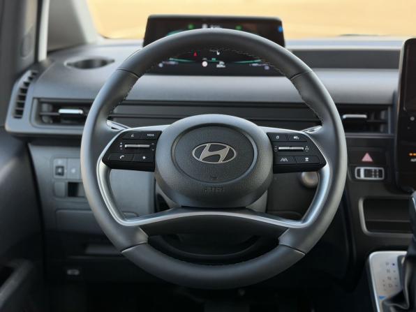 Hyundai Staria I с пробегом 2025 года, цена 4 600 000 рублей, 2000 км, минивэн, Автокод Объявления