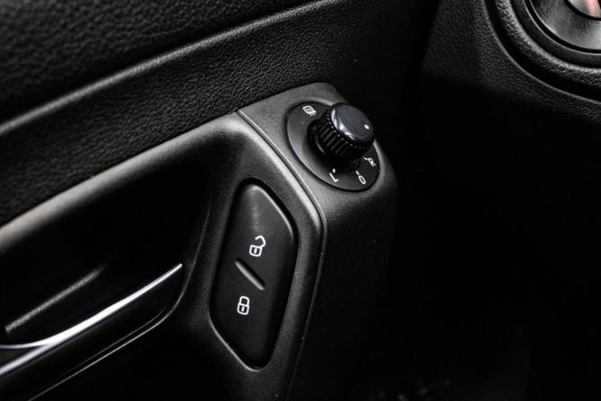 Volkswagen Polo V с пробегом 2014 года, цена 899 000 рублей, 193011 км, седан, Автокод Объявления