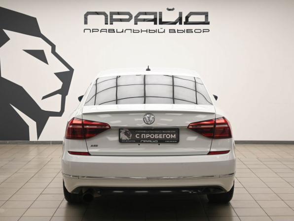 Volkswagen Passat B8 с пробегом 2016 года, цена 1 849 900 рублей, 240246 км, седан, Автокод Объявления