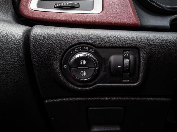 Opel Astra J Рестайлинг с пробегом 2011 года, цена 740 000 рублей, 272651 км, хэтчбек, Автокод Объявления
