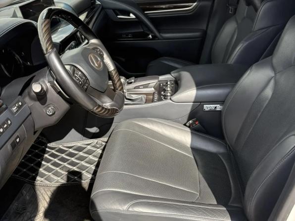 Lexus LX III Рестайлинг 2 с пробегом 2019 года, цена 10 500 000 рублей, 73202 км, внедорожник, Автокод Объявления