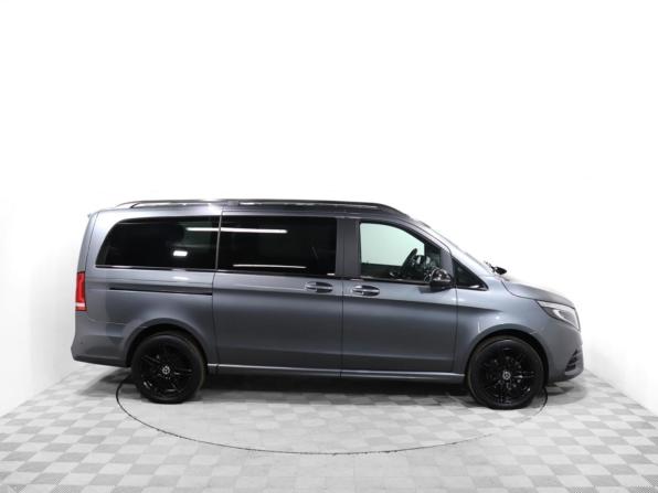 Mercedes-Benz V-Класс III (W447) Рестайлинг с пробегом 2022 года, цена 8 473 322 рубля, 40364 км, минивэн, Автокод Объявления