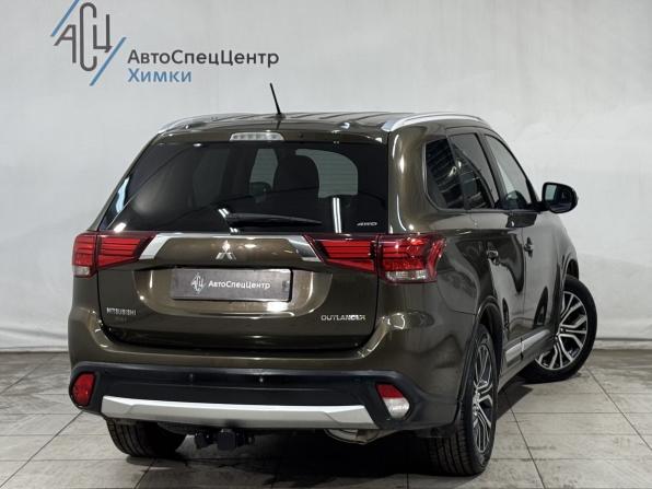 Mitsubishi Outlander III Рестайлинг 2 с пробегом 2015 года, цена 1 999 800 рублей, 120000 км, внедорожник, Автокод Объявления