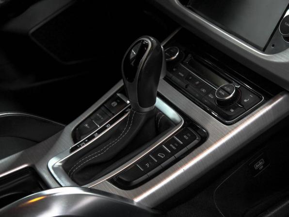 Geely Atlas I с пробегом 2018 года, цена 1 649 900 рублей, 84000 км, внедорожник, Автокод Объявления