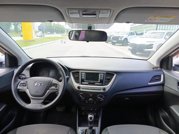 Hyundai Solaris II с пробегом 2018 года, цена 1 258 000 рублей, 126281 км, седан, Автокод Объявления