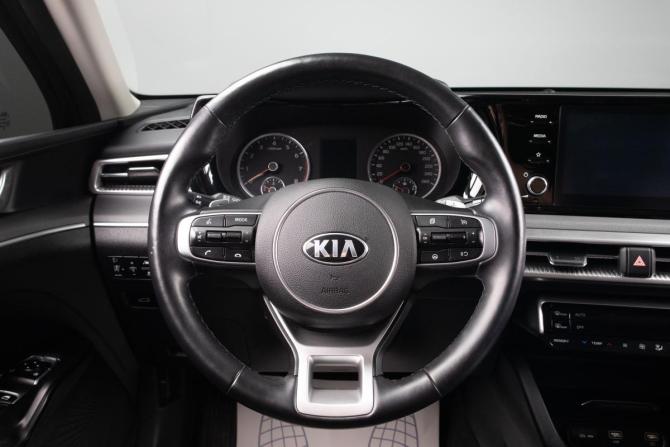 Kia K5 III с пробегом 2020 года, цена 2 799 000 рублей, 25737 км, седан, Автокод Объявления