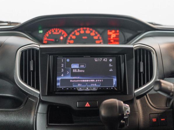 Suzuki Solio III с пробегом 2018 года, цена 843 000 рублей, 102254 км, микровэн, Автокод Объявления